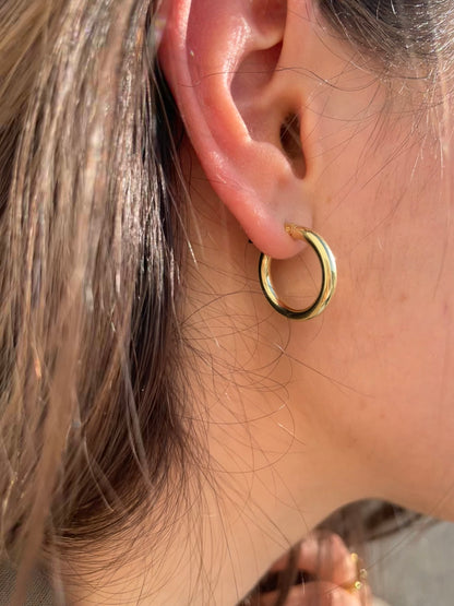 Matilda Hoops Medium