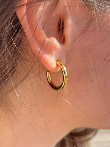 Greta Hoops Small